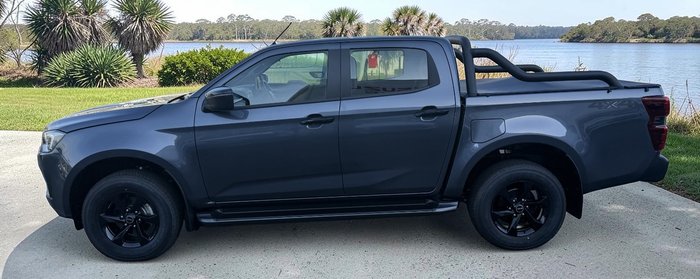 2025 Isuzu D-MAX X-RIDER