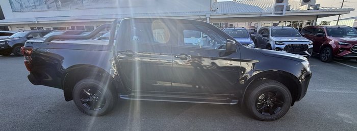 2025 Isuzu D-MAX X-RIDER