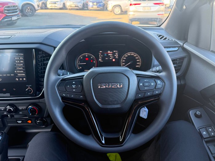 2025 Isuzu D-MAX X-RIDER