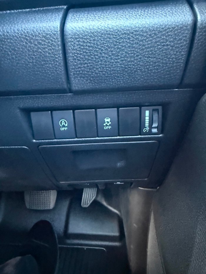 2025 Isuzu D-MAX X-RIDER