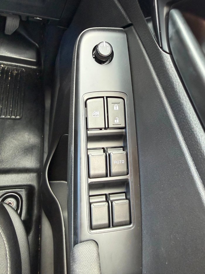 2025 Isuzu D-MAX X-RIDER