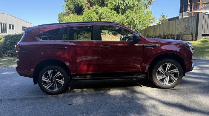 2025 Isuzu MU-X LS-T