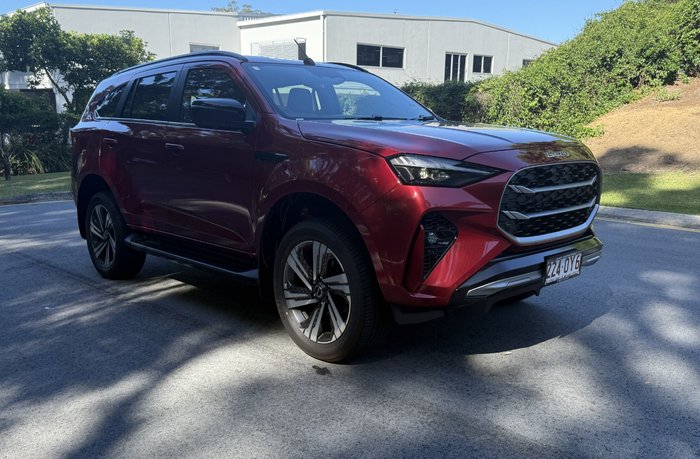 2025 Isuzu MU-X LS-T