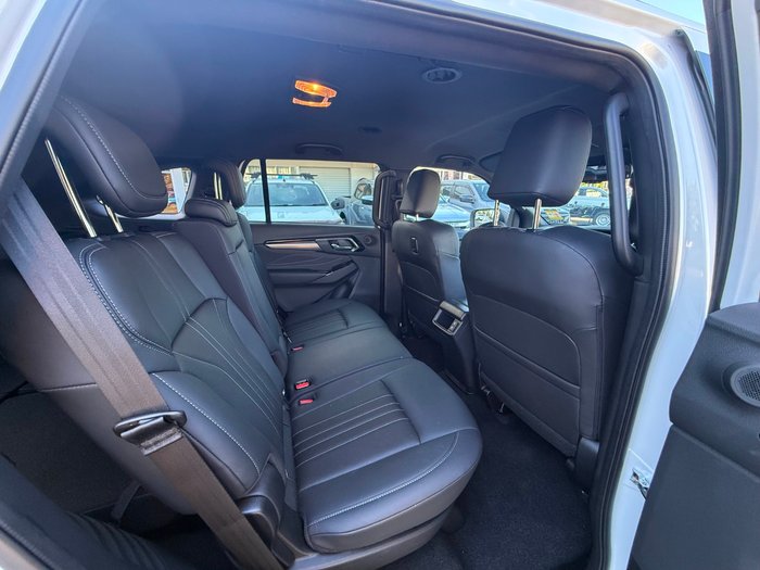 2025 Isuzu MU-X LS-T