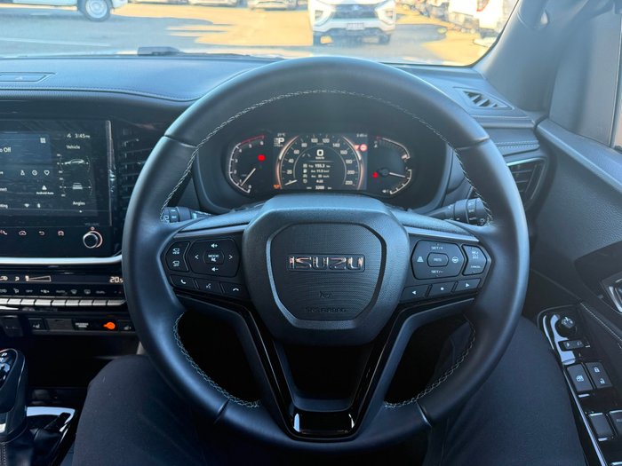 2025 Isuzu MU-X LS-T