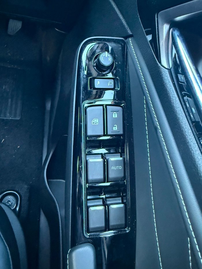 2025 Isuzu MU-X LS-T