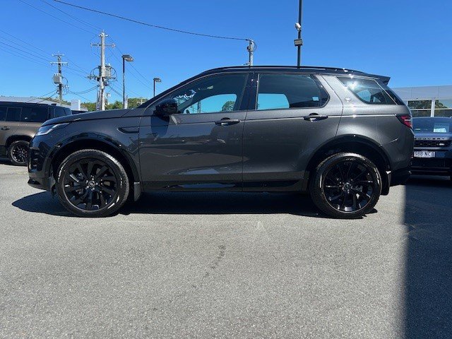 2025 Land Rover Discovery Sport P250 Dynamic SE