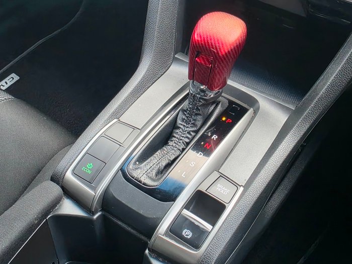 2019 Honda Civic VTi-S