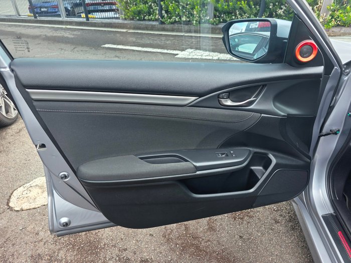 2019 Honda Civic VTi-S