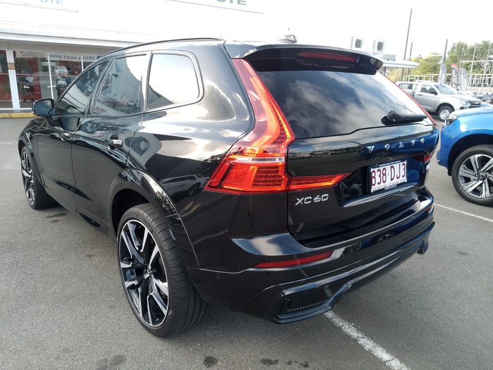 2021 Volvo XC60 B6 R-Design