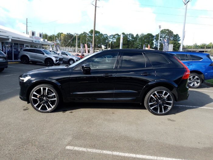 2021 Volvo XC60 B6 R-Design