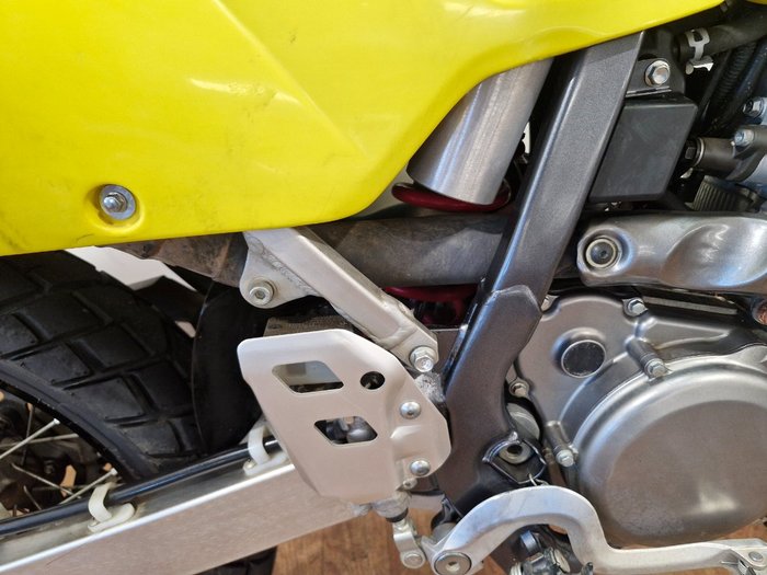 2023 Suzuki DR-Z400E YELLOW