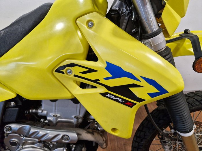 2023 Suzuki DR-Z400E YELLOW