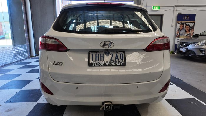 2016 Hyundai i30 GDe4 Series II MY16 Polar White