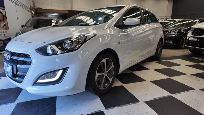 2016 Hyundai i30 GDe4 Series II MY16 Polar White
