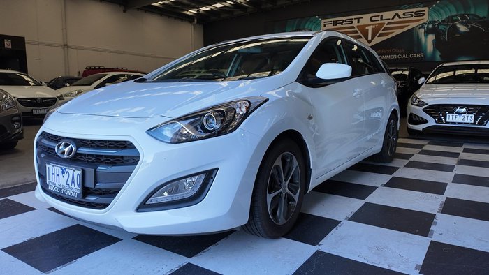 2016 Hyundai i30 GDe4 Series II MY16 Polar White