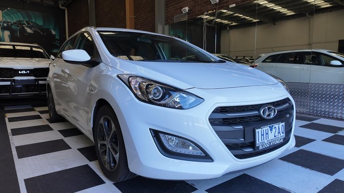 2016 Hyundai i30 GDe4 Series II MY16 Polar White