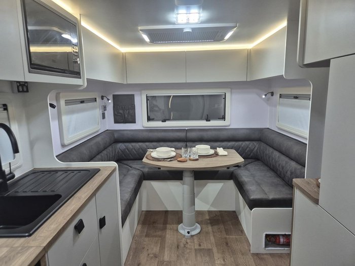 2025 JB Caravans Dirt Road Xtreme 23'6 Rear Club Lounge Corner Shower