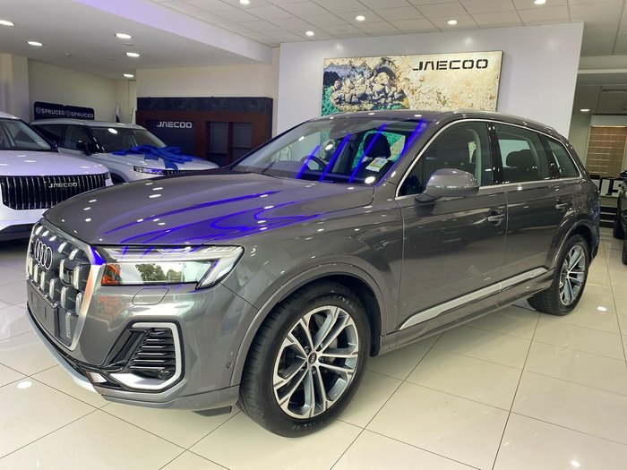 2024 Audi Q7 45 TDI