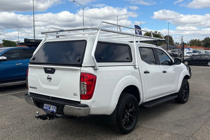 2020 Nissan Navara SL