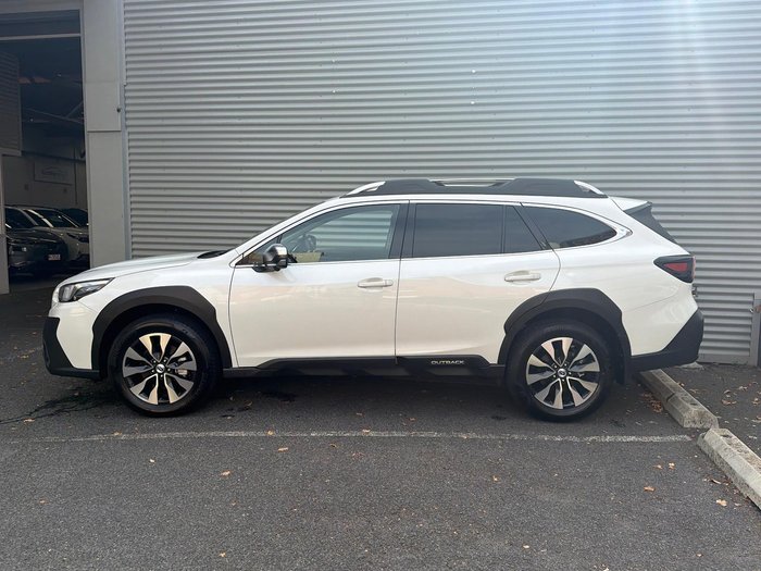 2025 Subaru Outback AWD Touring XT