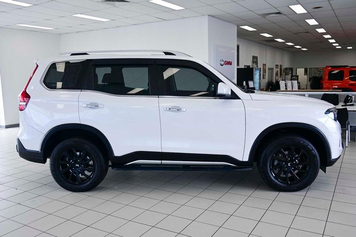 2023 Mahindra Scorpio Z8L