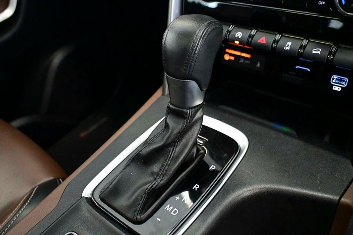 2023 Mahindra Scorpio Z8L