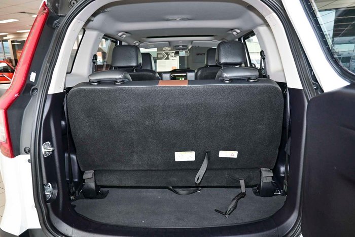 2023 Mahindra Scorpio Z8L