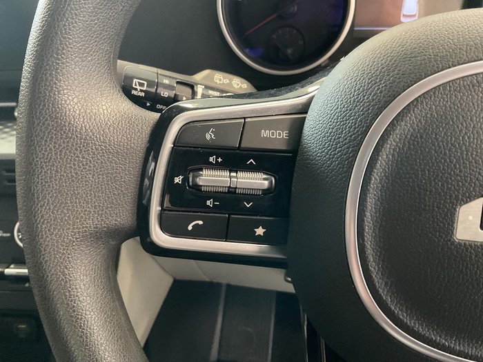 2023 Kia Carnival S