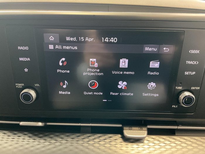 2023 Kia Carnival S