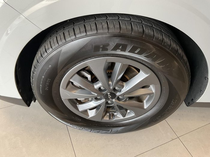 2023 Kia Carnival S