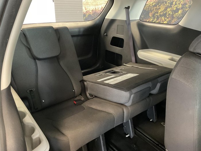 2023 Kia Carnival S