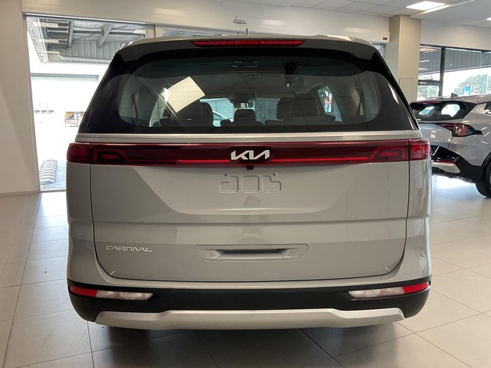 2023 Kia Carnival S
