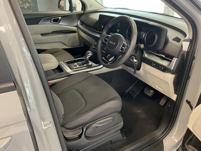 2023 Kia Carnival S