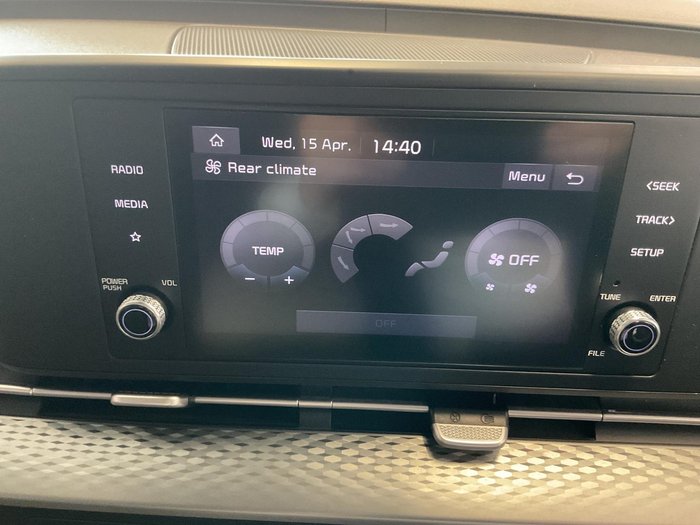 2023 Kia Carnival S