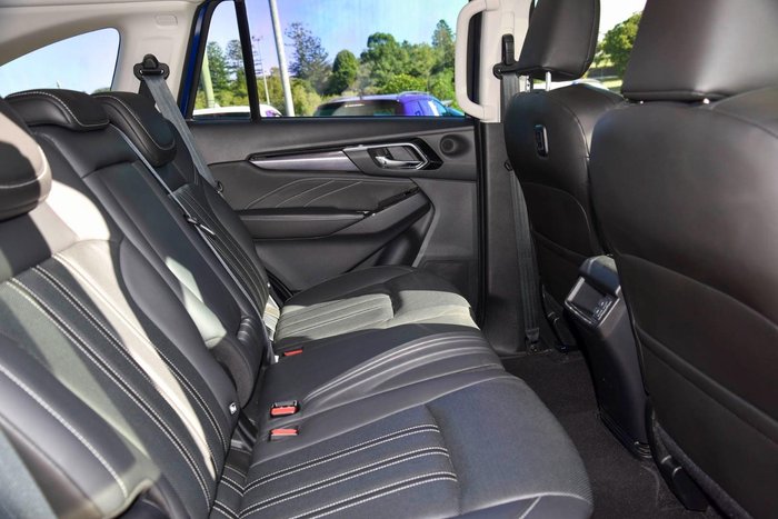 2024 Isuzu MU-X LS-T