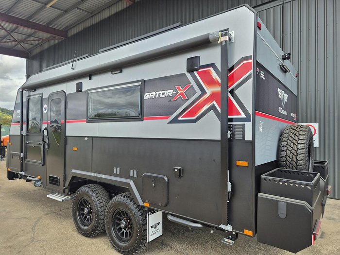 2026 JB Caravans Gator X 18'6 Front Door Club Lounge