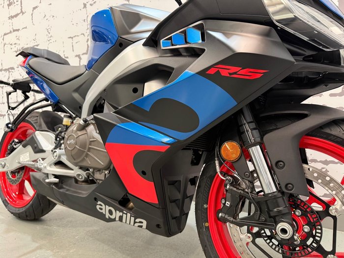 2025 Aprilia RS 457 RS Blue