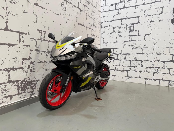 2025 Aprilia RS 457 RS Yellow