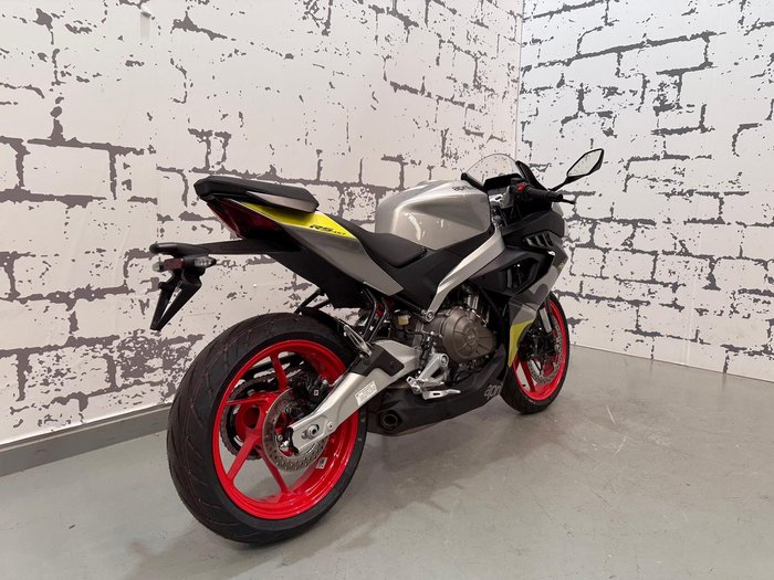 2025 Aprilia RS 457 RS Yellow