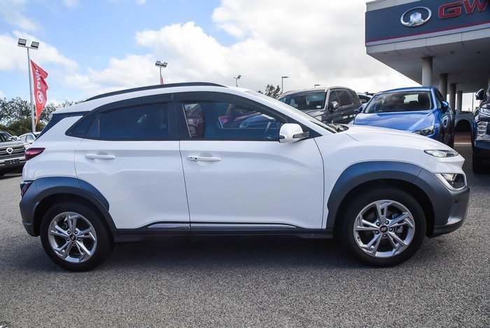 2022 Hyundai Kona Elite