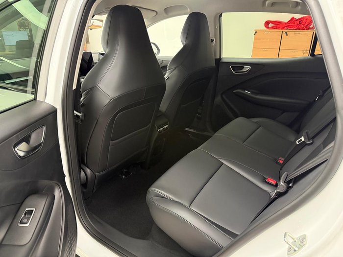 2026 MG MG4 EV Urban Essence 43 AH4E MY26 York White