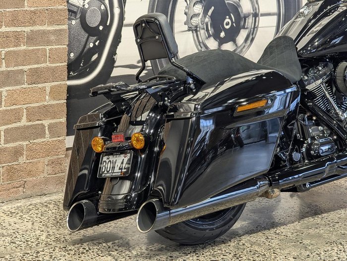 2025 Harley-Davidson Road King Special 114 (FLHRXS) Touring Black