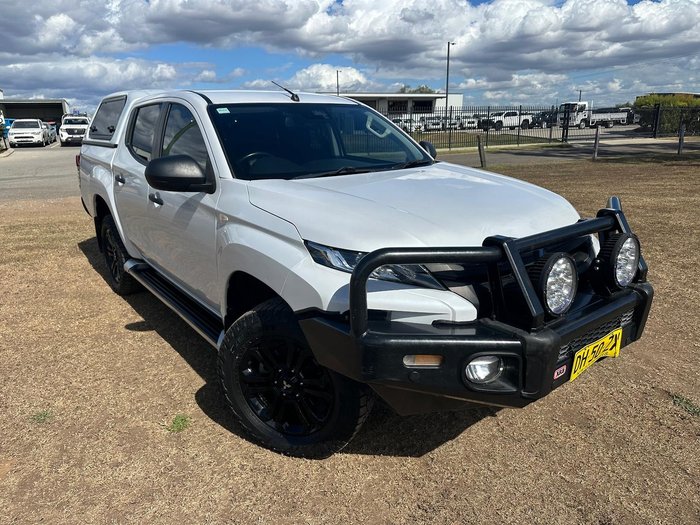 2022 Mitsubishi Triton