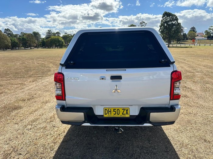 2022 Mitsubishi Triton GLX-R