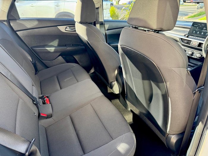 2021 Kia Cerato S BD MY21 Clear White