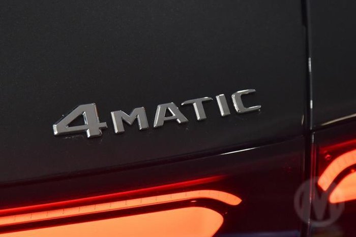 2025 Mercedes-Benz GLC-Class GLC300