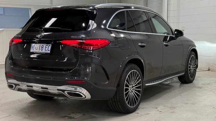 2025 Mercedes-Benz GLC-Class GLC300