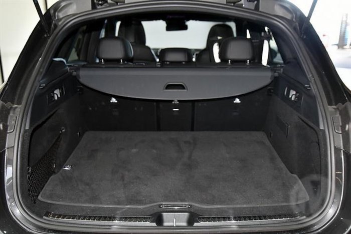 2025 Mercedes-Benz GLC-Class GLC300