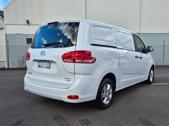 2021 LDV G10 +
